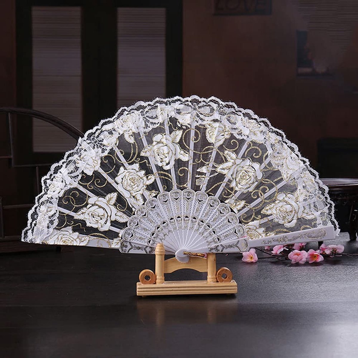 Dailygoody - Kanten Bruiloftswaaier - Vintage Opvouwbaar - 42 x 23 cm - Voor Bruiloft en Feest - Handheld Ventilator - Wit