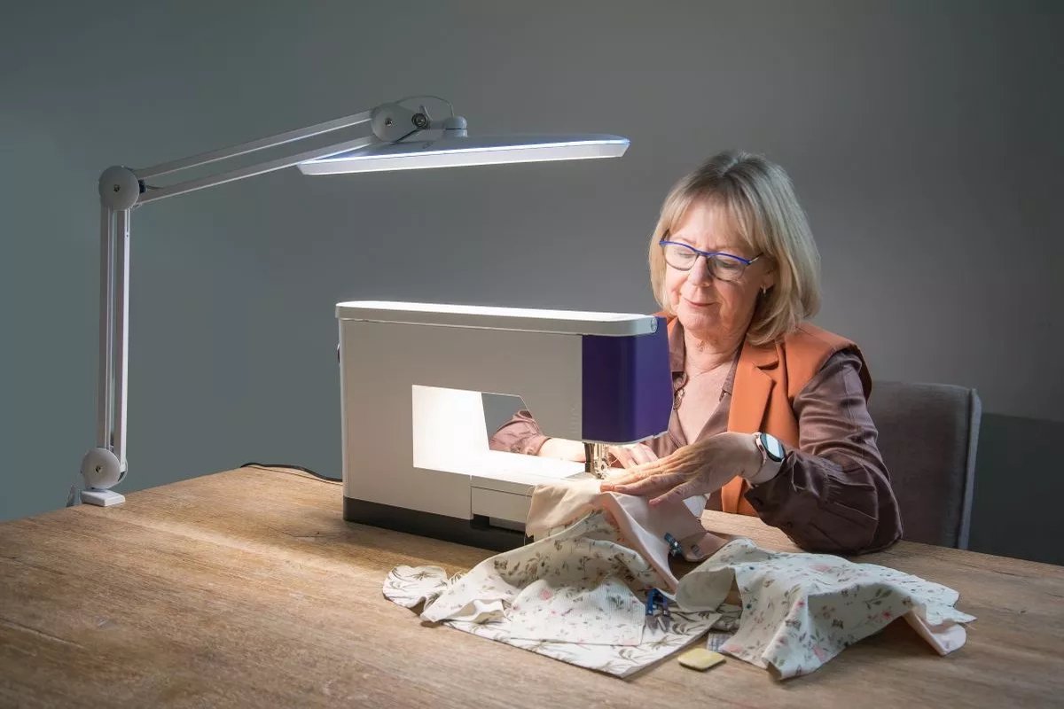 LuminexPro LED Bureaulamp met Klem - Daglichtlamp thumbnail 6