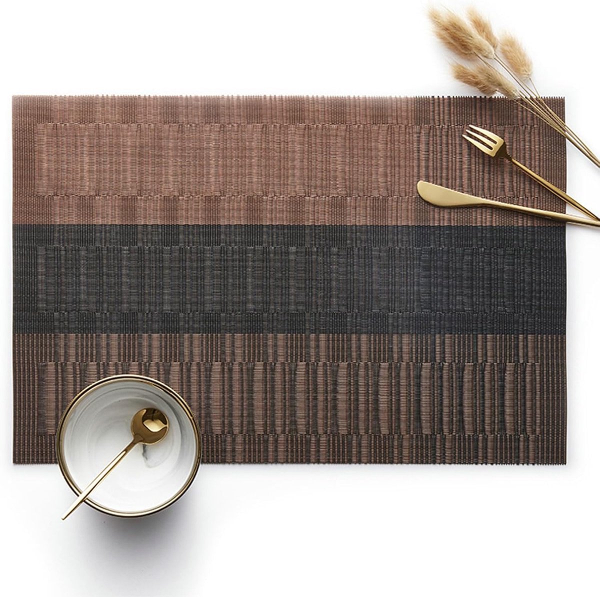Placemats Set van 4 - Bruine Vinyl Placemats - Hittebestendig & Antislip - Wasbare Geweven Tafelmatten - Waterdicht & Oliebestendig - Restaurant Kwaliteit - 45x30 cm