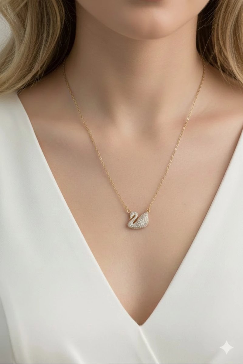 Dorvina Staal Zwaan Ketting Ketting Gouden Kleur Zirkonia 316L Verkleurt Niet | Stijlvol en Duurzaam Sieraad, Aksesuar