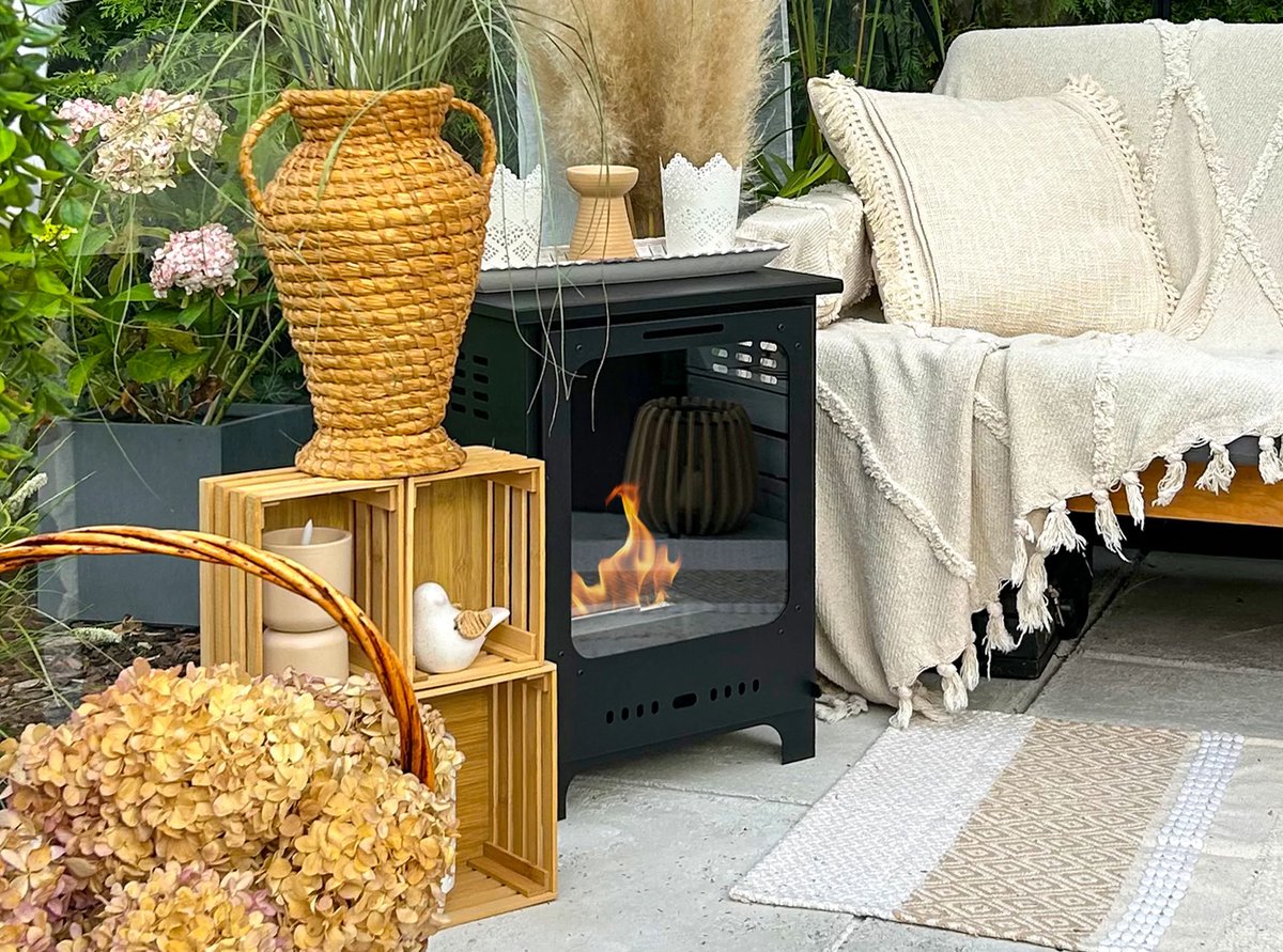 Bio-ethanol haard vrijstaand Koza Mini zwart mat met glas - compacte design haard voor binnen en buiten