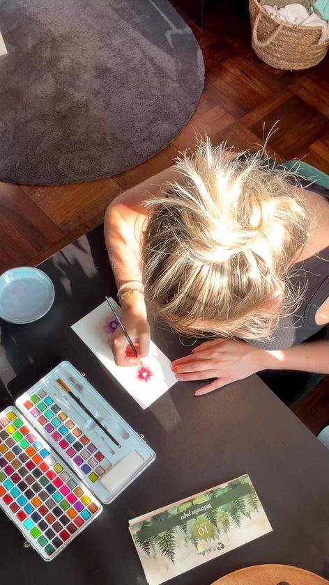 Mikkelhus Aquarelverf Set - Verfset met 120 diverse kleuren aquarelverf - Voor volwassenen