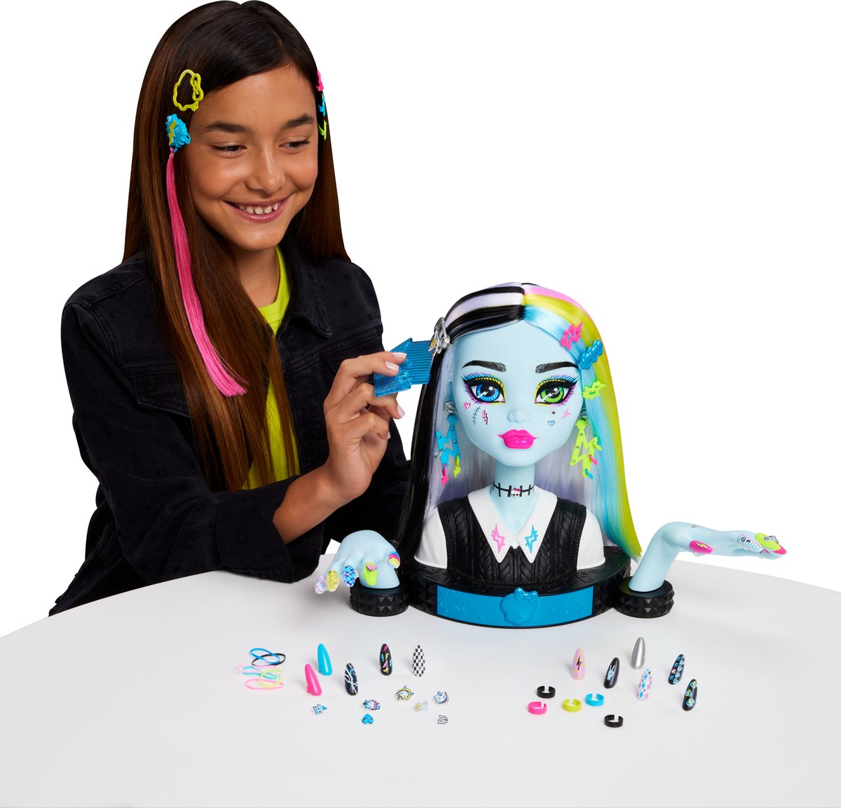 Monster High Frankie Stein Doll Head For Hair Styling