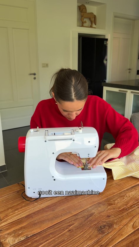 Gatson Naaimachine - Instapmodel - 16 Steken - Stil & Compact