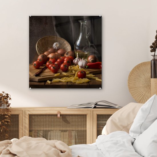 ® Glasschilderij 50x50 cm - Schilderij acrylglas - Snijplank - Groente - Stilleven - Pasta - Uit - Tomaat - Snijplank - Foto op glas - Muurdecoratie woonkamer - Wanddecoratie slaapkamer - Schilderijen