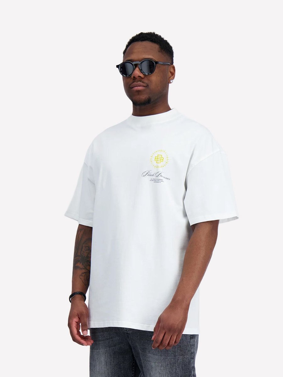 Doves tee