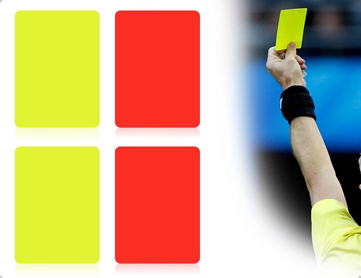 Dailygoods- Voetbalscheidsrechterkaarten Set van 2 - PVC Kaarten - Disciplinaire Kaarten - Rood/Geel - 7,5 x 10,5 cm - Duurzaam en Slijtvast - Scheidsrechterkaarten
