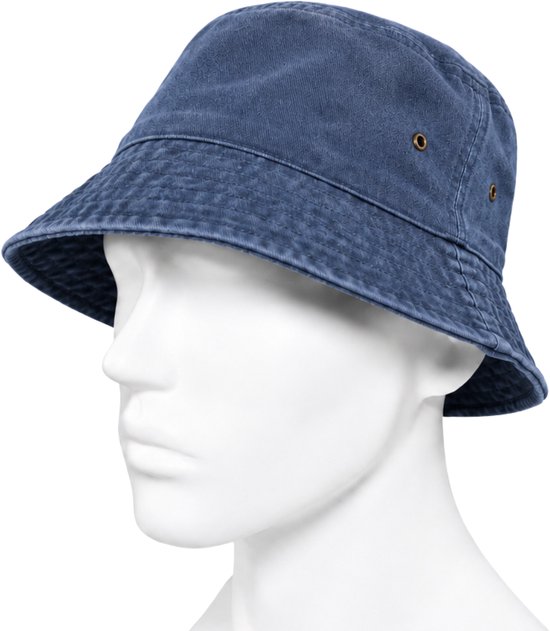 Blauwe denim bucket hat met een omtrekband en stiksels, gedragen op een witte paspop.