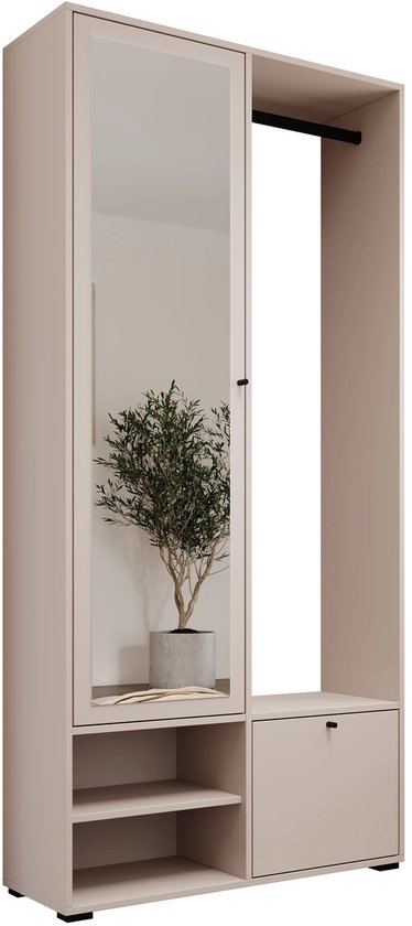 Licht beige halkast met spiegeldeur, een plant, een plank, een la en schoenenrek.