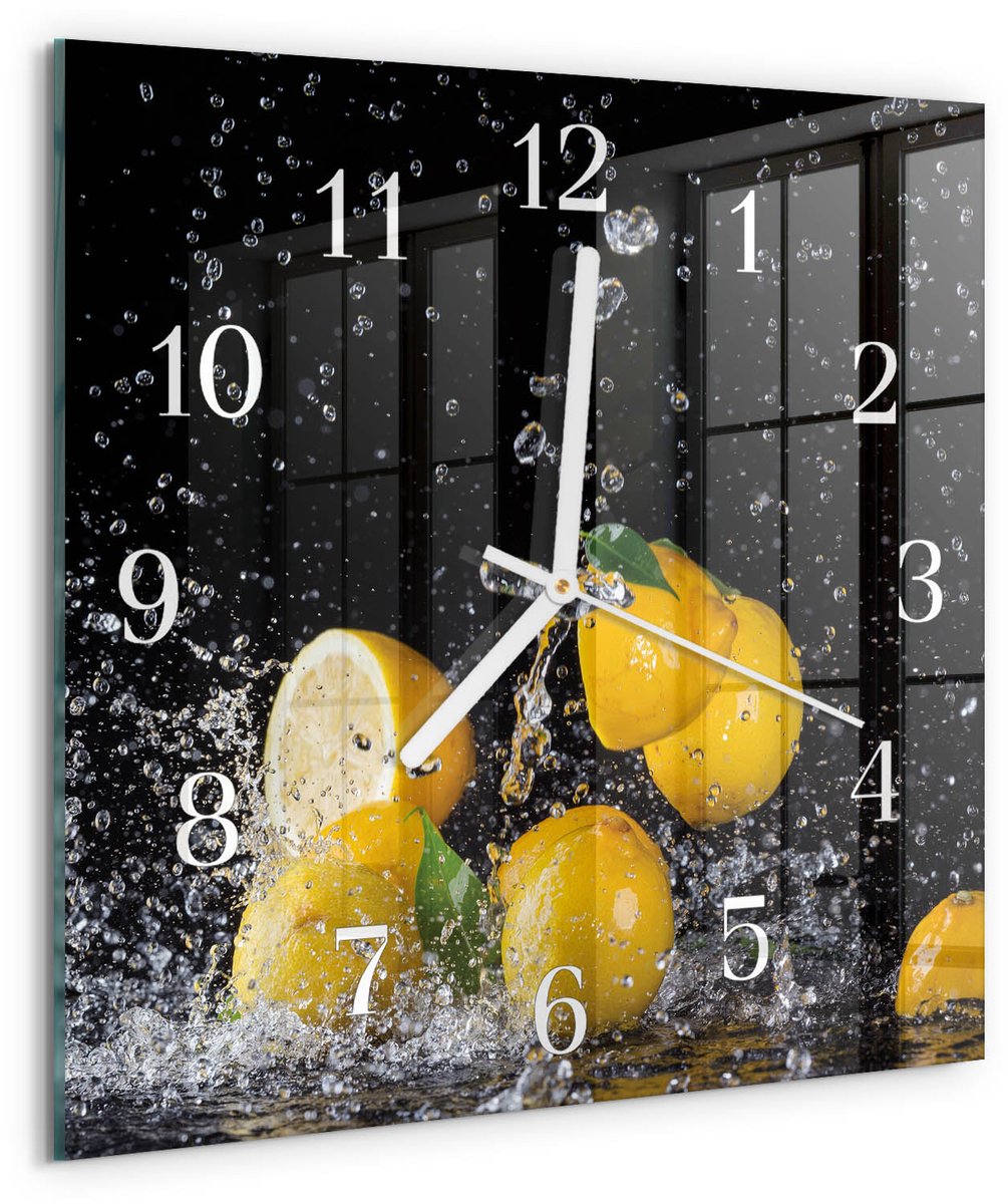TULUP Wandklok - Citroenen Gekleurde Glazen Klok - 30x30 cm - Geel Glazen Klok Met Print - Witte Handen - Vierkante Wandklok - Moderne Wandklok Glas - Wandklok Glas Decoratie Geel - Citroenen