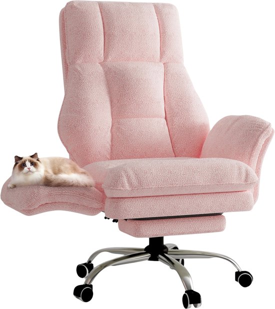 Roze, getufte bureaustoel met voetsteun, met een kat erop.