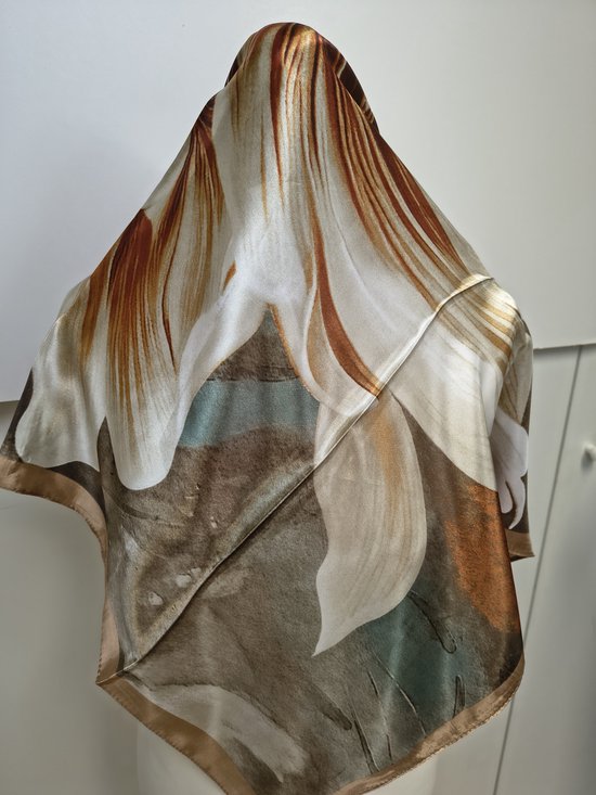 Vierkante dames sjaal Bernice-gebloemd motief-taupe bruin wit teracotta beige groen-90x90