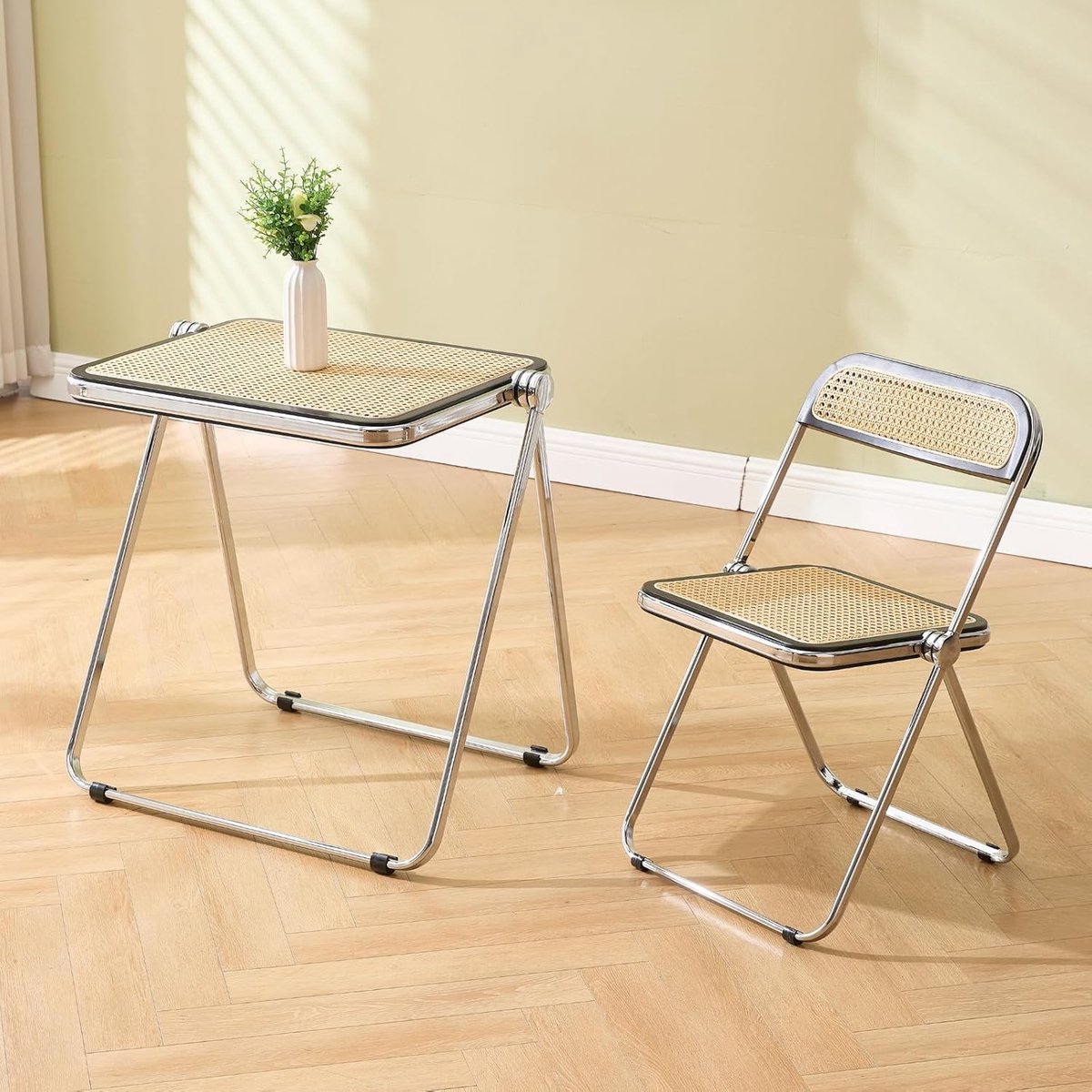 Inklapbare Balkonset 45,5 x 47,5 x 76 cm – Rotan Klaptafel met Klapstoel – Compacte Eetset voor Balkon, Terras en Kleine Ruimtes – Ruimtebesparend & Stabiel – Bruin – Laura