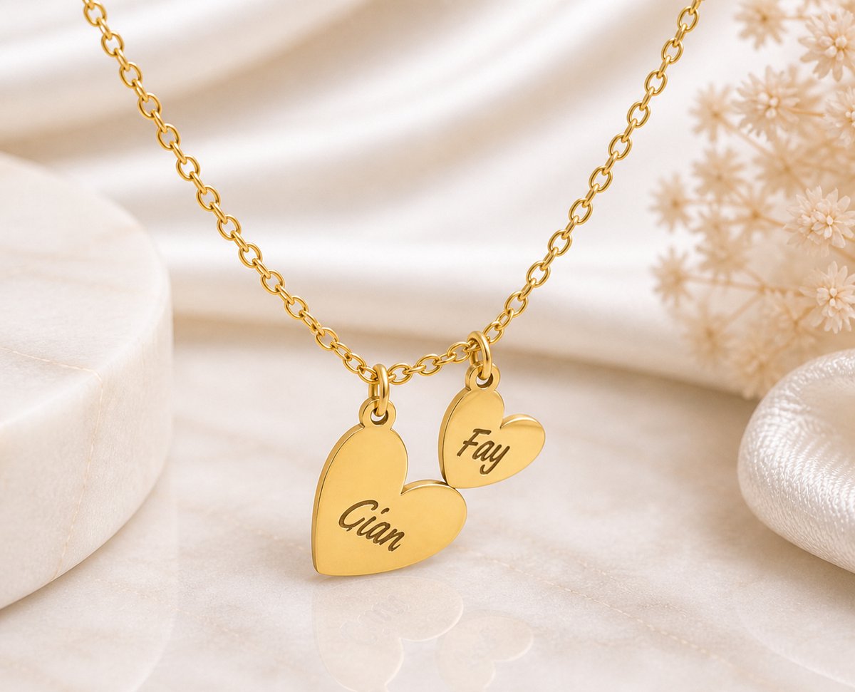 Ketting Saar Goud gepersonaliseerd sieraad met naam gegraveerd, leuk persoonlijk cadeau voor moeder, vrouw of vriendin.