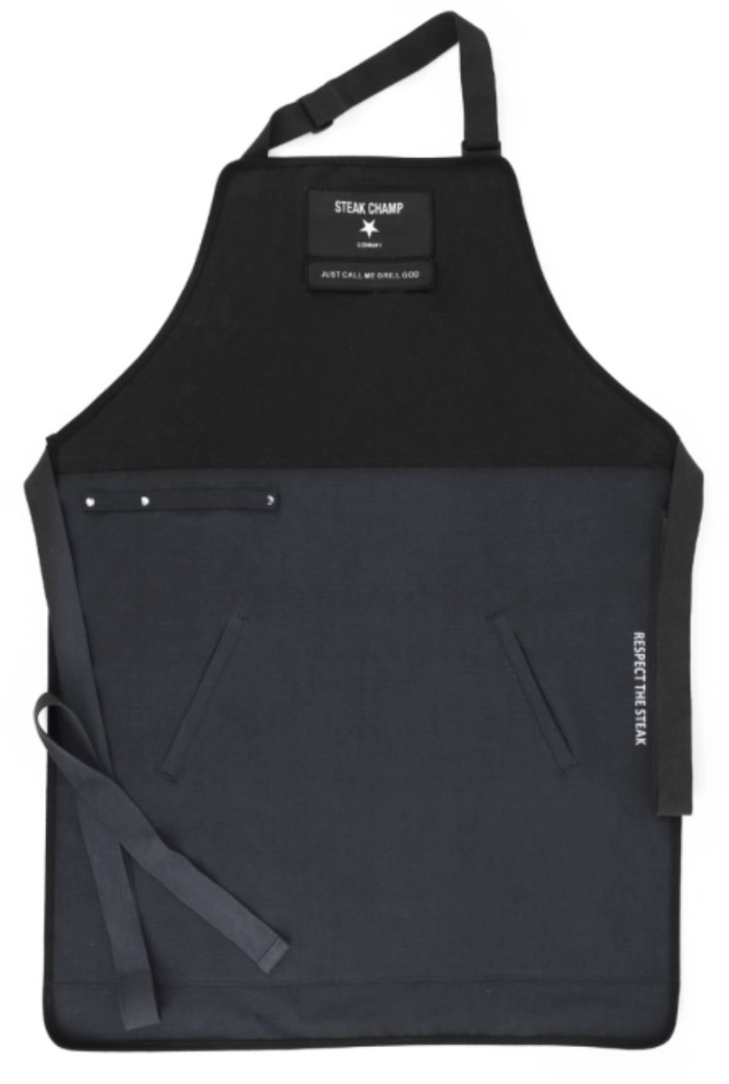 SteakChamp BBQ Schort – 85x60 cm – Verstelbaar Grillschort met Waterafstotende Coating – Met 2 Diepe Vakken – Ideaal Cadeau voor Barbecuefan - Grilling & Bar Apron