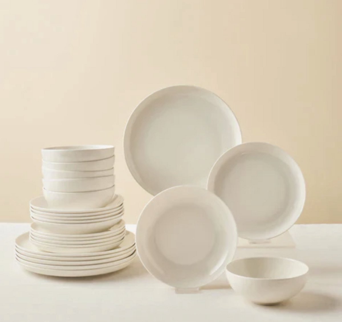 Karaca Streamline Remi 24-delige Serviesset voor 6 Personen – Wit – Bone China