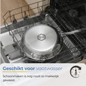 Morelia koekenpan in een vaatwasserrek, met de tekst 'Geschikt voor vaatwasser'.