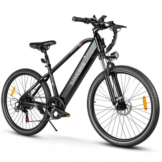 Zwarte elektrische fiets met schijfremmen en reflectoren op de wielen.