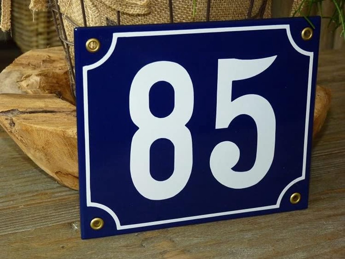 Emaille Huisnummer - Nummerbord Woning - Duidelijke Adressering - Handgemaakt Reliëf - 18x15 Centimeter - Blauw Wit