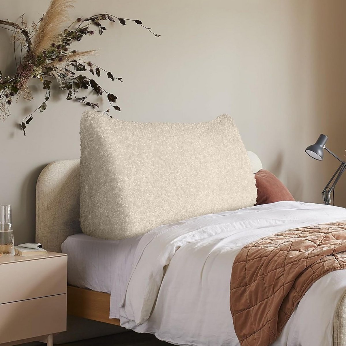 Groot Driehoekig Rugkussen voor Bed en Bank met Hoofdeinde Effect - Machinewasbaar