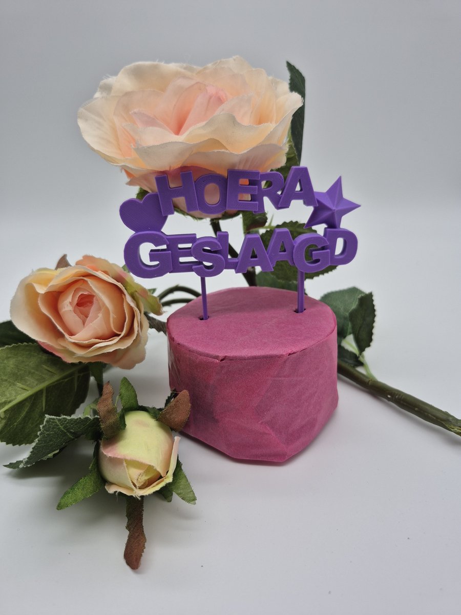 Caketopper Hoera Geslaagd paars