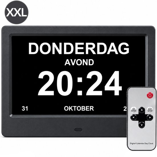 XXL Dementieklok van Brixy toont donderdagavond 20:24, 31 oktober 2024.