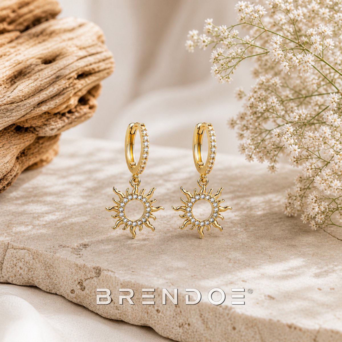 Brendoe Goudkleurige Zon Hangoorbellen – Dames Oorbellen met Zirkonia – Elegante Oorringen