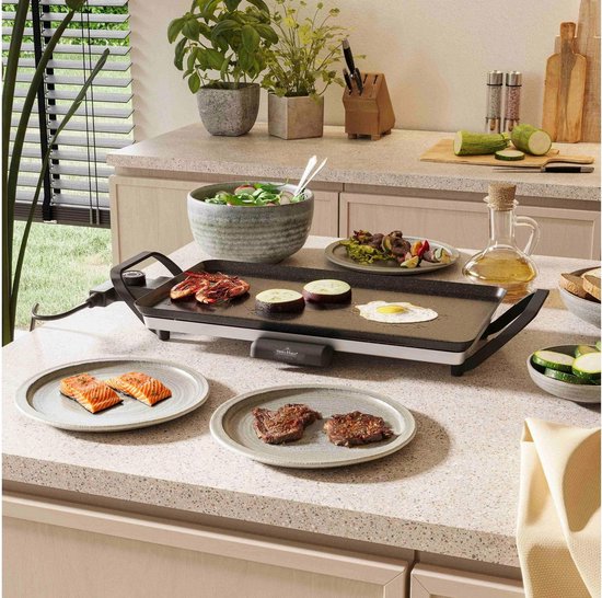 Swiss Haus® TP46 Elektrische Bakplaat - 1360W - Grillplaat - Teppanyaki - PFAS Vrij - 46x26 cm - Gourmet - Thermostaat & Handgrepen - Tafelgrill voor 4-6 Personen - Voor Binnen en Buiten - Zwart — afbeelding 2
