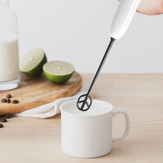 Draagbare Elektrische Mixer - Handmixer Batterijen - Keuken Gereedschap - Roestvrijstalen Kloppers - 6x16x6 cm - Wit van Merkloos — afbeelding 2