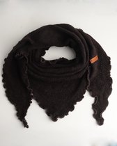 Driehoek Sjaal Dames – Accessories Junkie Amsterdam – 118x180 cm – Gebreid Ajour – Chocoladebruin – Wolblend