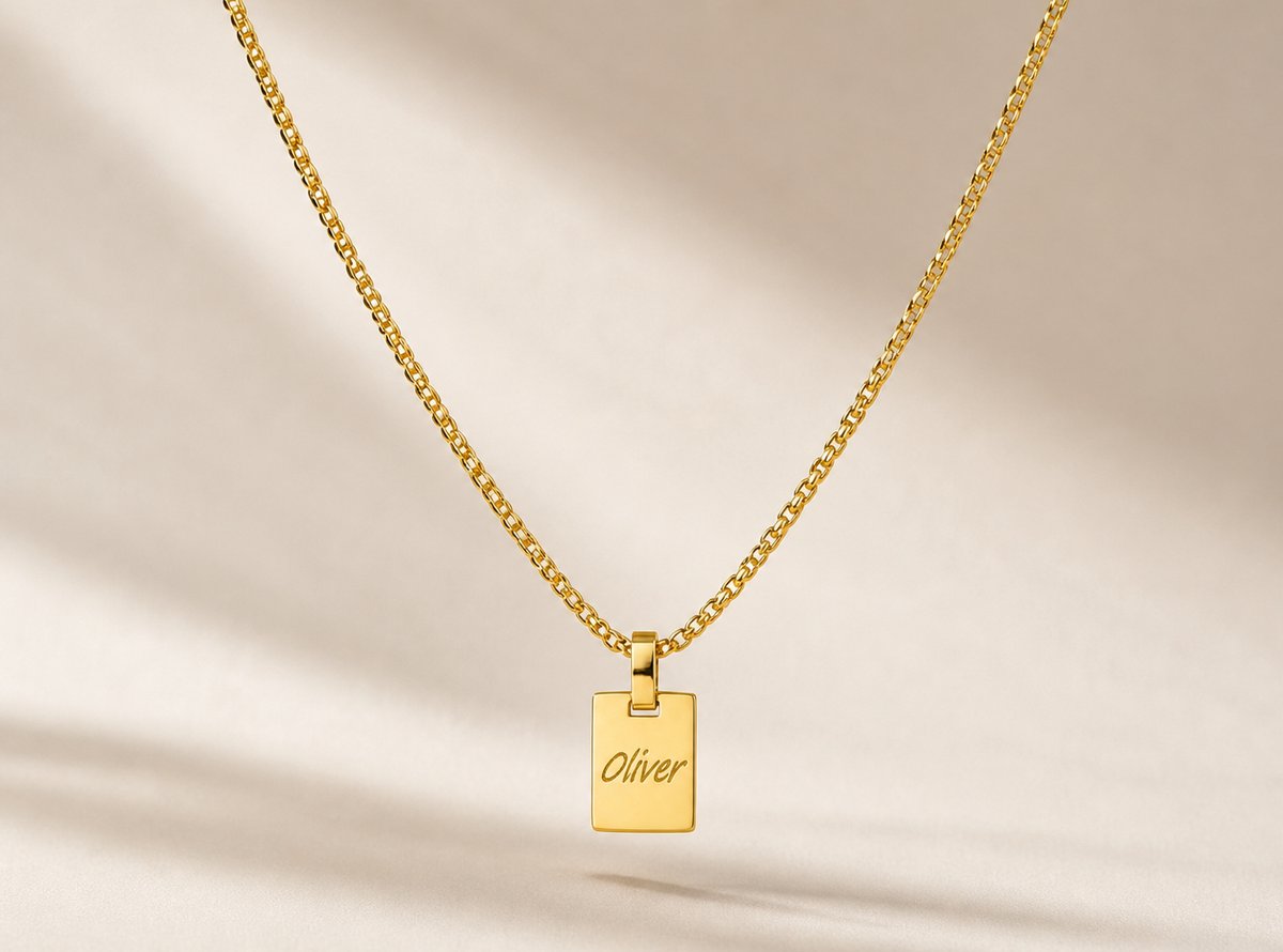 Ketting Yara Goud gepersonaliseerd sieraad met naam gegraveerd, leuk persoonlijk cadeau voor moeder, vrouw of vriendin.
