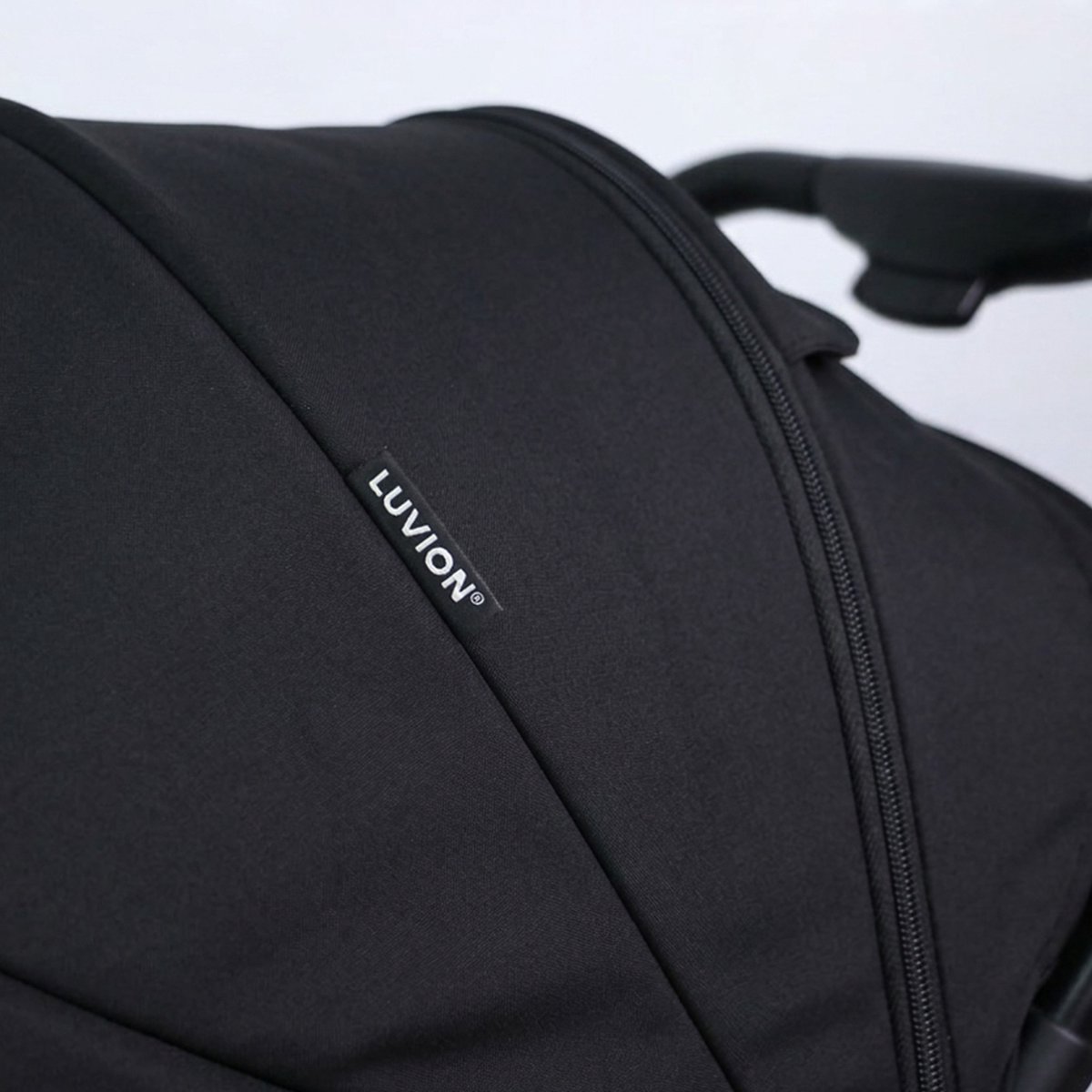 LUVION® Oslo Buggy - Plooibuggy lichtgewicht inklapbaar - Zwart - Inclusief Travel Bag — cadeau in Cadeau-ideeën - foto 7