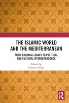 Boekomslag met bruin ruitpatroon en tekst: The Islamic World and the Mediterranean, geredigeerd door Gustavo Gozzi.