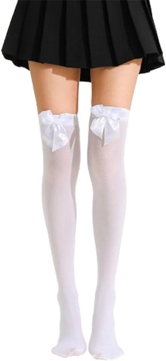 Witte kniekousen met vlinderprint, perfect als kostuumaccessoires voor bruiloften en Halloween evenementen