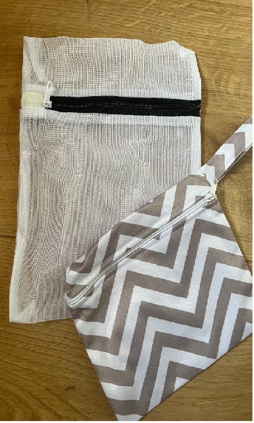 Wasbare - Zoogcompressen - Lekvrije - Biologische - Bamboe - Voorgevormde - Herbruikbare - Super absorberende - One size - 8st. - Waszak - Travelbag — afbeelding 2