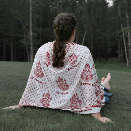 Meditatie omslagdoek met mantra Ganesh, XL, 220 x 106 cm, wit — afbeelding 3