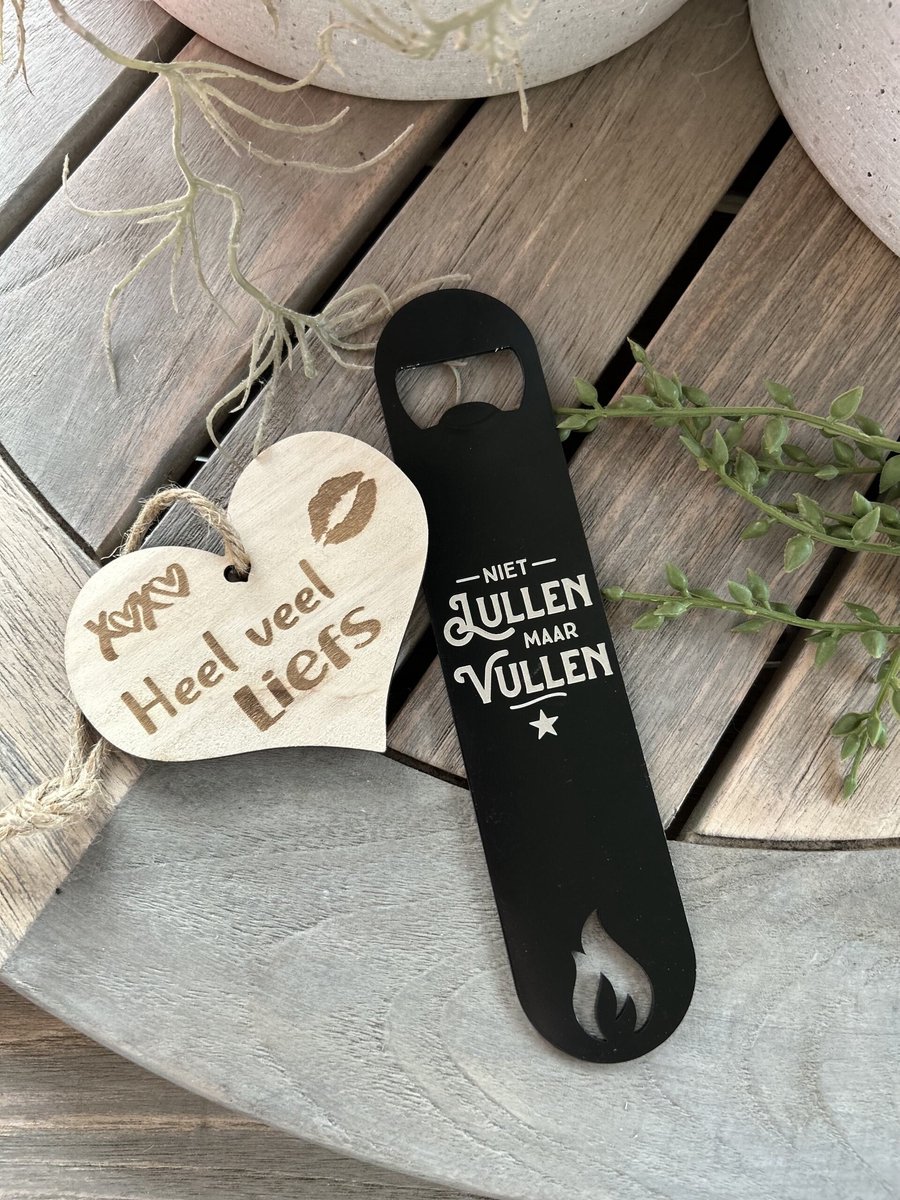 Creaties van hier – Bieropener Niet lullen met houten hartje – RVS – 18 cm – Opener