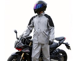 Waterdicht regenpak voor heren – Grijs, Maat XXXL (2-delige set): Lichtgewicht & compact opvouwbare regenjas met capuchon en regenbroek — Ideaal voor hardlopen en fietsen