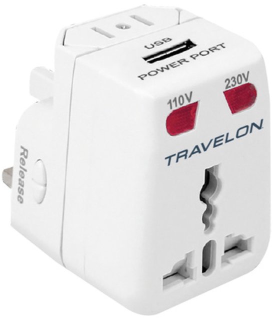 Witte Travelon wereldstekker met USB-poort, aanduidingen 110V en 230V en rode indicatielampjes.