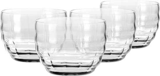 Ensemble de quatre verres transparents avec un motif ondulé et côtelé.
