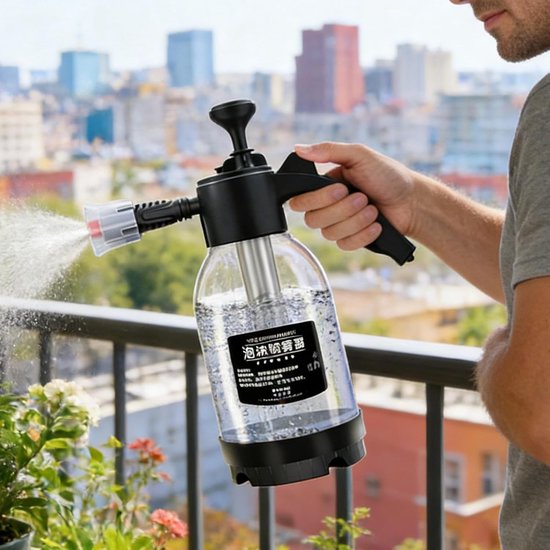 Drukspuit 2 Liter - Watersproeier Planten - Schoonmaken Balkon - Verwisselbare Kop - 2 Liter Capaciteit - Wit — afbeelding 2