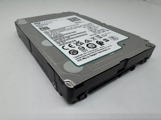 Interne Harde Schijf - Opslag Medium - Bestanden Opslaan - Grote Capaciteit - 4 TB - Zilver van Interne Harde Schijf — afbeelding 2