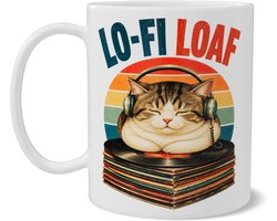 Retro mok met kat op vinyl platen – Koffiemok met tekst Lo-Fi Loaf – Vintage muziek poster stijl theemok – Cadeau voor muziekliefhebbers en DJ’s – Sfeervolle illustratie met koptelefoon voor op het bureau