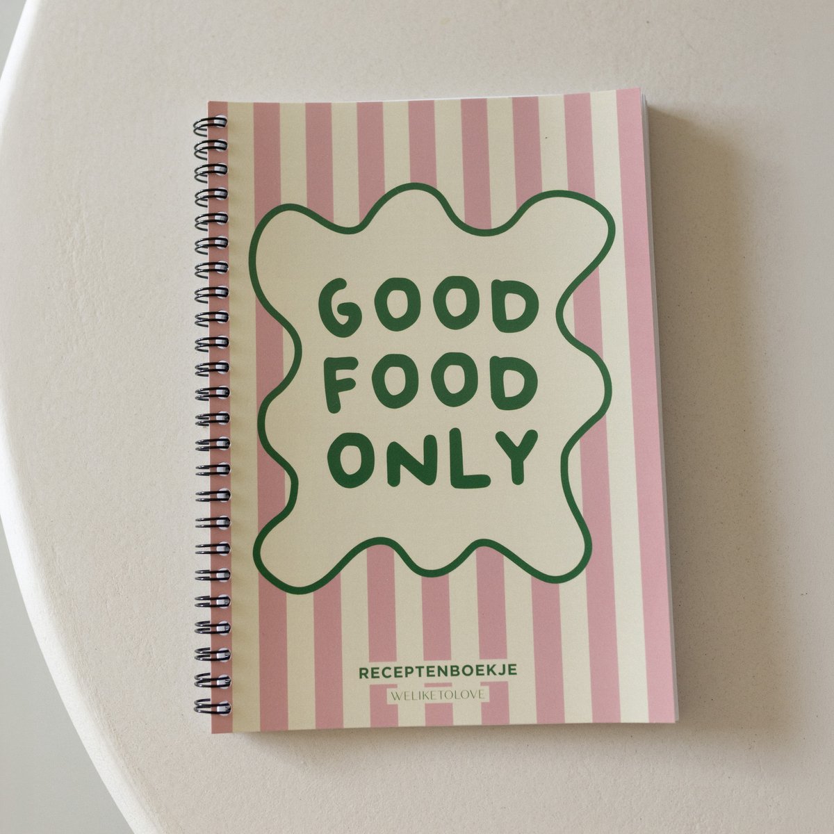 WeLikeToLove Receptenboek invulboek - Recepten - Receptenboekje - Kookboek zelf invullen - Keukencadeau - Cadeau vrouw - A5