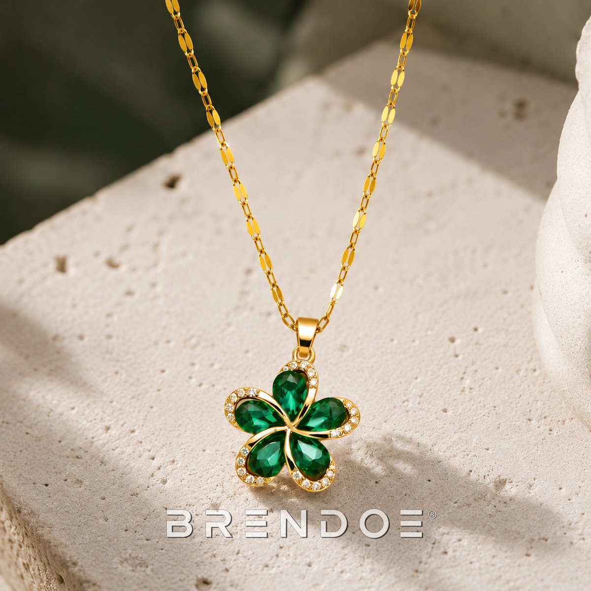 Brendoe Goudkleurige Bloem Ketting Dames – Groene Bloemhanger Afneembaar – Verstelbare RVS Ketting