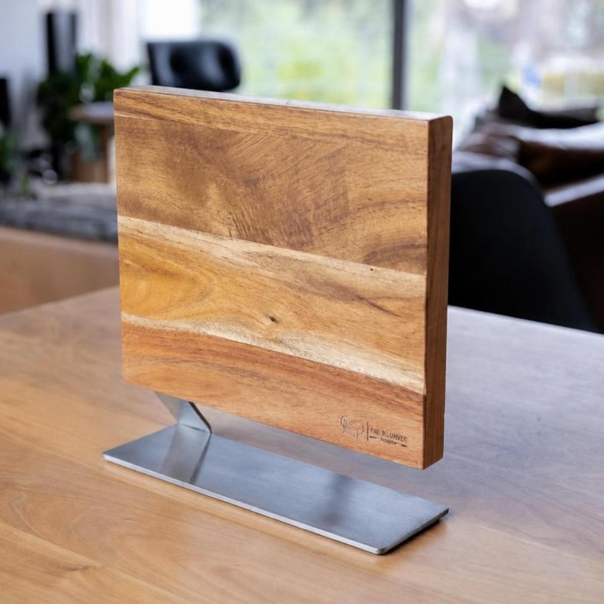 Les Plaisirs du Chef – Design messenblok magnetisch , voor de keuken, zonder messen, gemaakt uit duurzaam Acaciahout - Mooi design met voet uit roestvrij staal, Dubbelzijdig Magnetisch Messenhouder - voor 6-8 messen