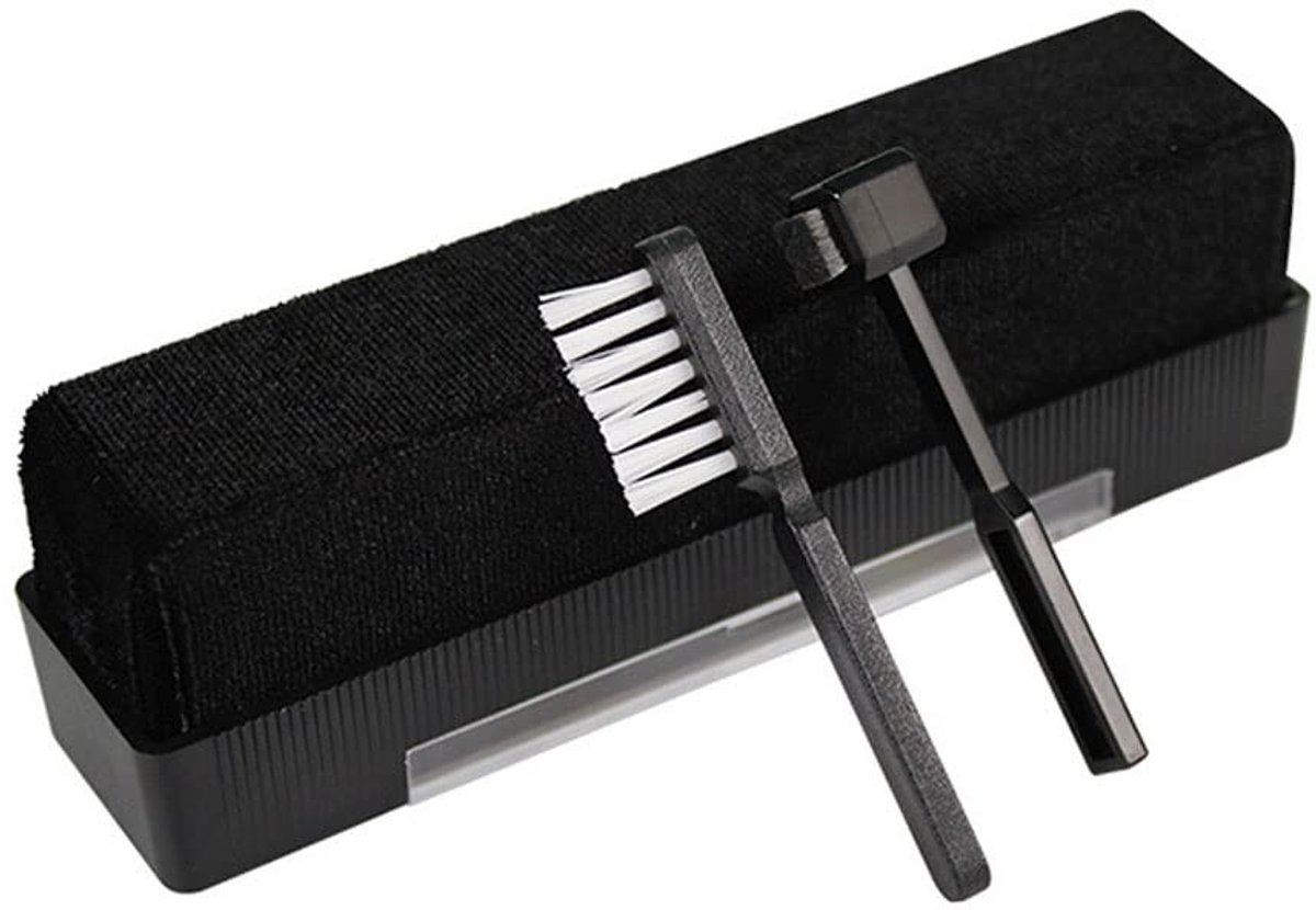 Dailygoods - Dailygoody - Vinylplaatreinigingsset - Vinylborstel - 3-in-1 set voor vinylplaten - Compact - Reinigingsdoekje - Geschikt voor muziekliefhebbers - Mod