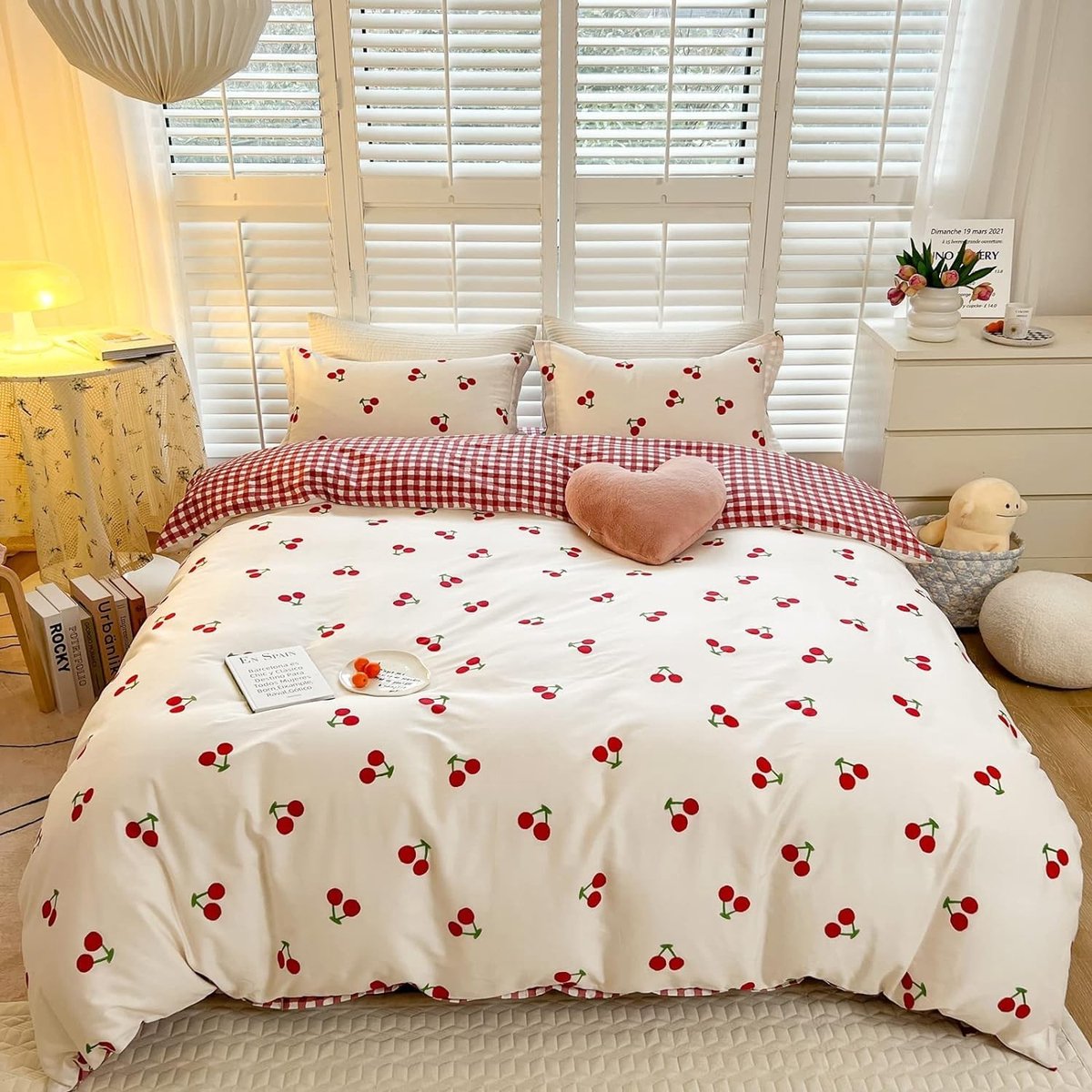 Dailygoods - Dailygoody - Beddengoed - Dekbedovertrek 135 x 200 cm - Omkeerbaar design - Wit rood kersen - Kussensloop 80 x 80 cm - Geschikt voor kinderkamers
