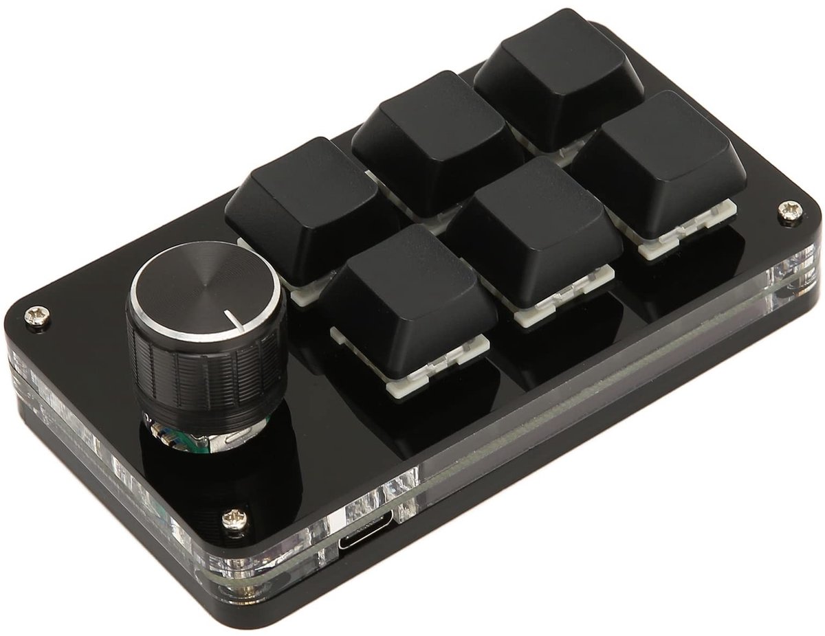 Dailygoods - Dailygoody - USB Mini Toetsenbord - Gaming Toetsenbord - Programmeerbaar - Compact - RGB Backlight - Ideaal voor Gaming - Mini Toetsenbord