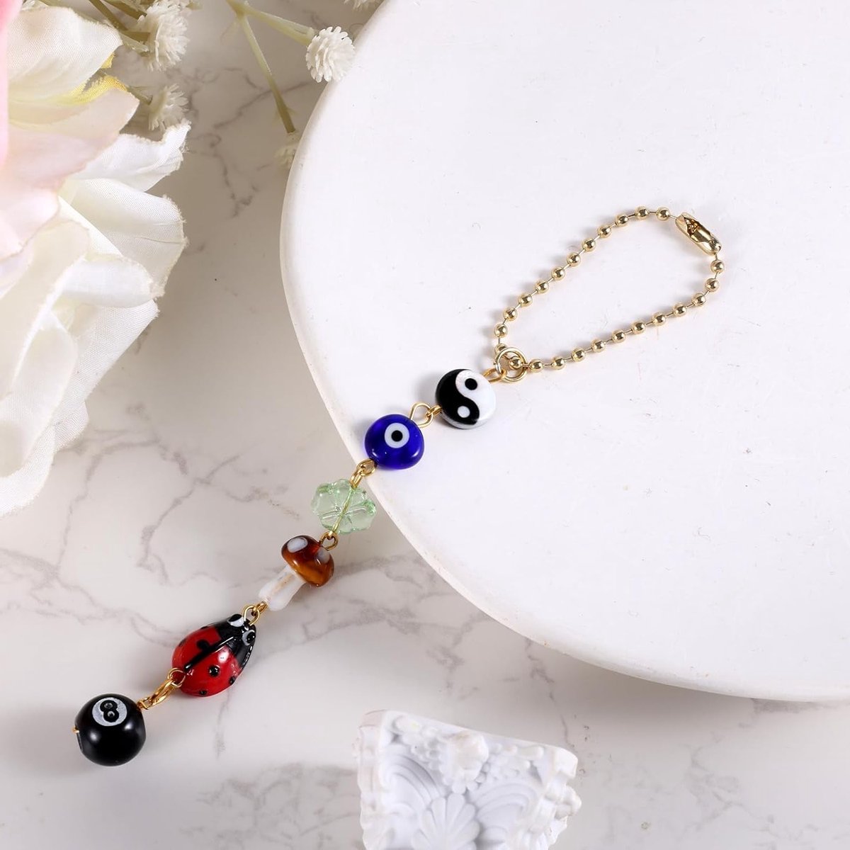 Hanging Ornament voor Auto met 8 Ball en Yin Yang Symbool - Gelukscharms voor Achteruitkijkspiegel en Thuisdecoratie